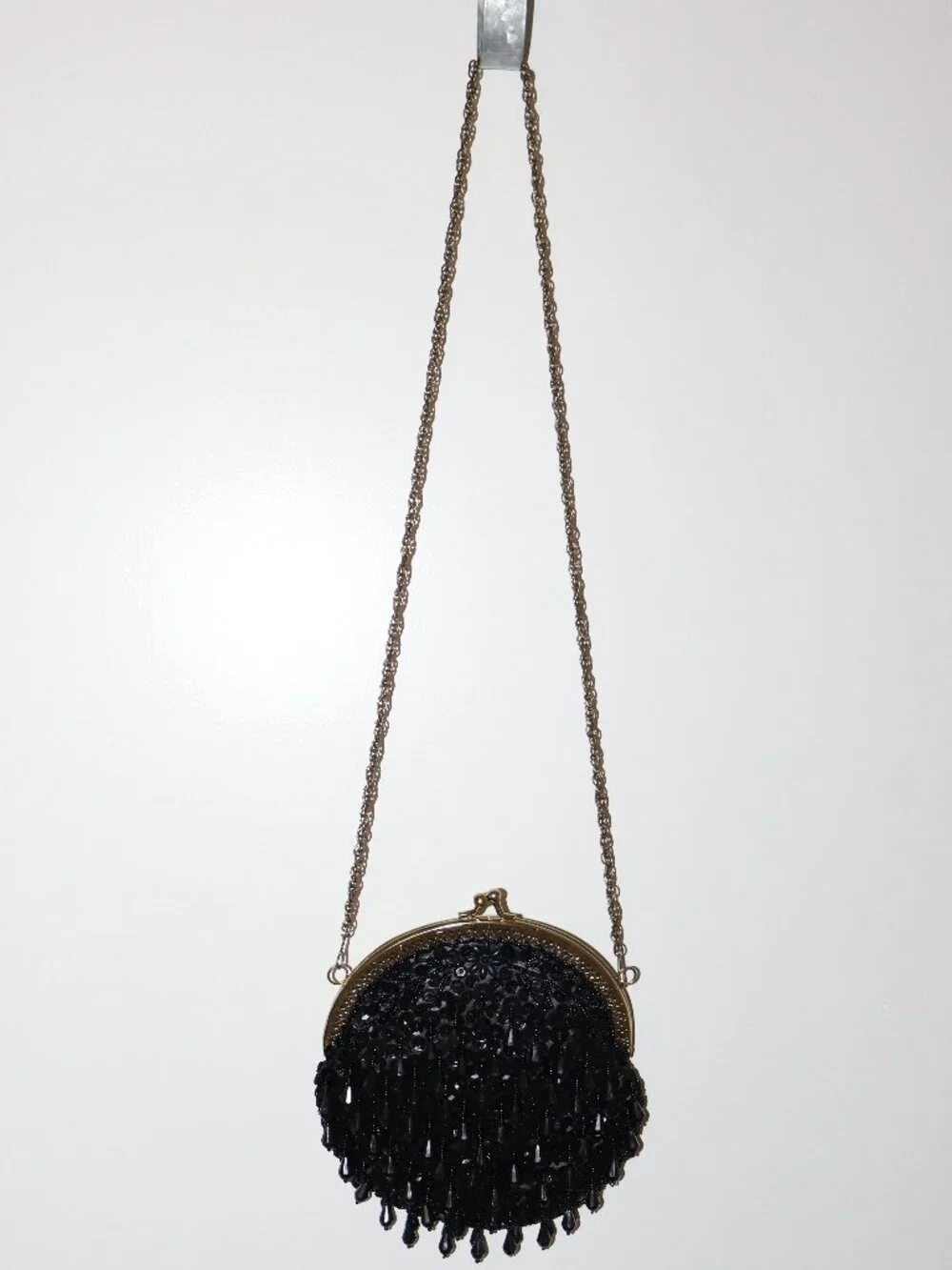 Vintage Black Beaded Evening Bag Gold Tone Kiss Lock Chain Clutch Purse